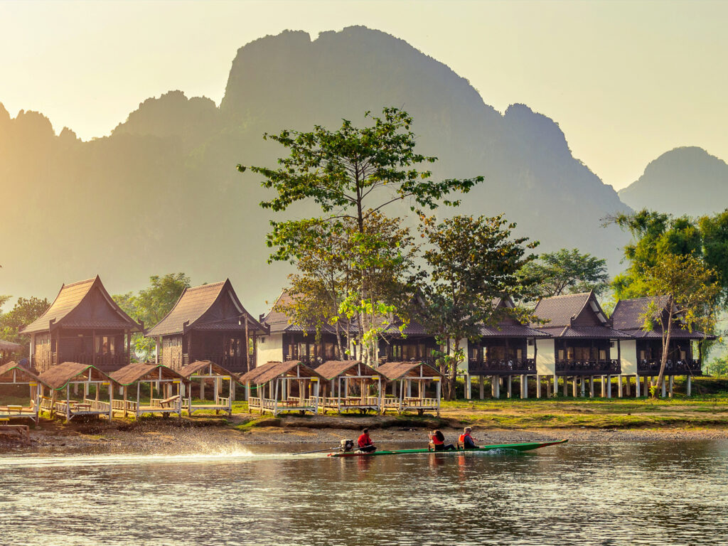 LAOS ADVENTURE BY TRAIN 12 DAYS / 11 NIGHTS