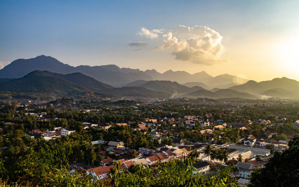 NORTHER LAOS “RIVERS, JUNGLES & TRIBES” 14 DAYS / 13 NIGHTS