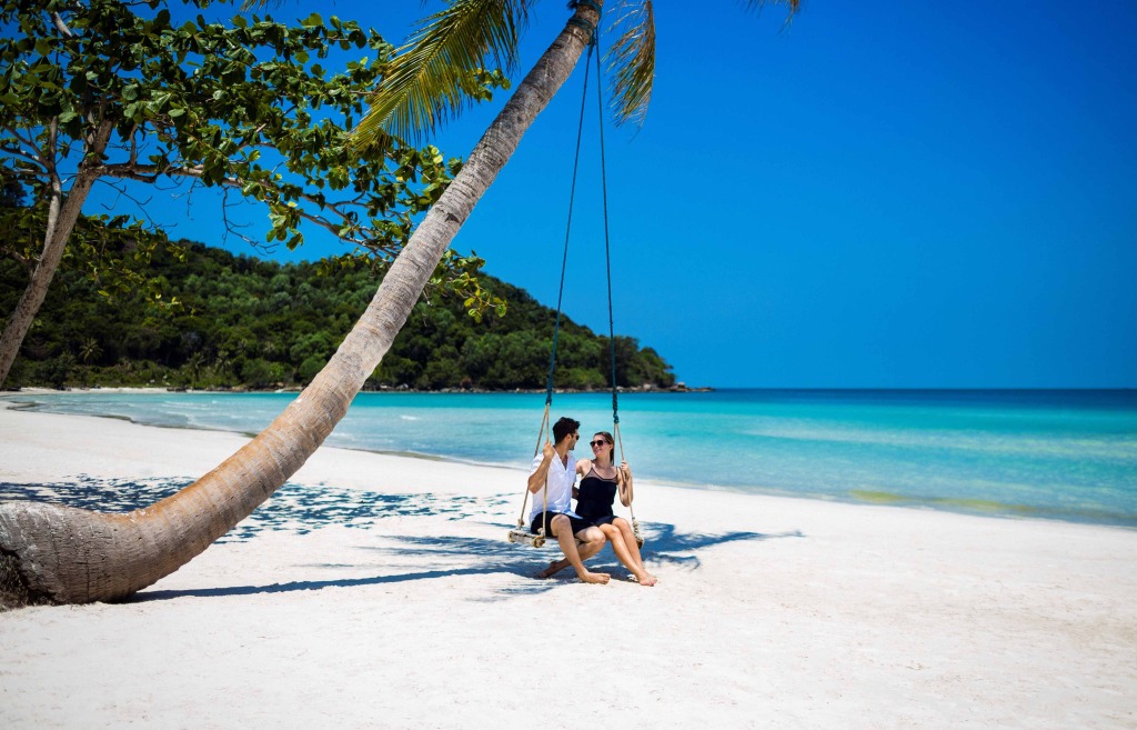 Vietnam Cambodia Beach & Temple Tour 16 DAYS / 15 NIGHTS
