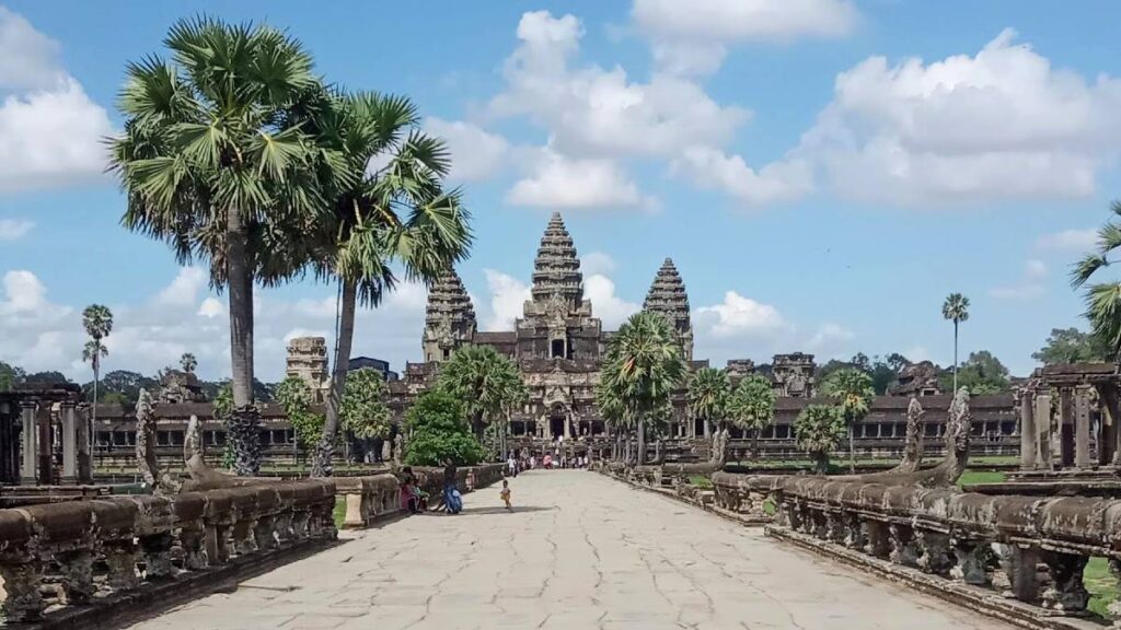LAOS & CAMBODIA DISCOVERY 15 DAYS / 14 NIGHTS