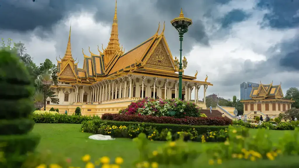 The Ultimate Vietnam and Cambodia Journey – two countries, one unforgettable adventure. 16 Days / 15 Nights
