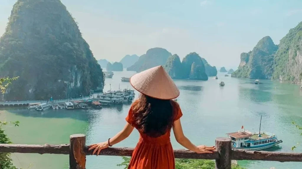 CAMBODIA, VIETNAM & THAILAND TOURS 16 DAYS / 15 NIGHTS
